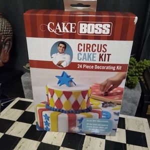 Cake boss circus cake decorating set